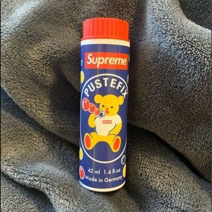 Supreme rare bubbles